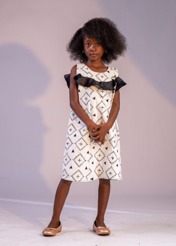Robe fille bleue claire en bogolan / taille: 6 ans – Image 5