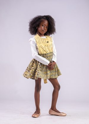 Jupe salopette jaune en wax et bogolan / taille: 6 ans