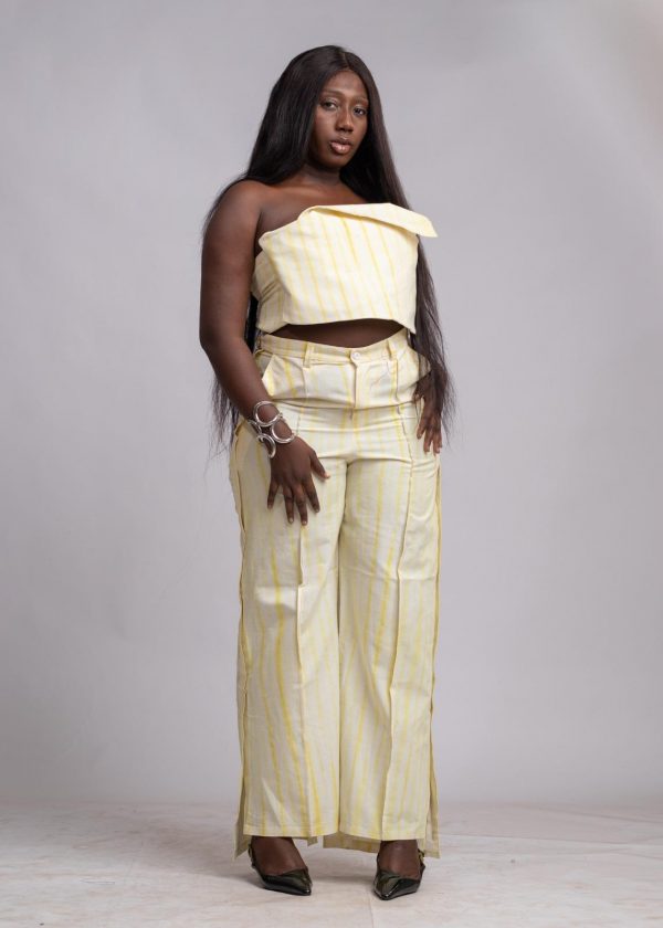 Ensemble pantalon jaune et blanc en tissus 100% coton / taille: 40 – Image 2