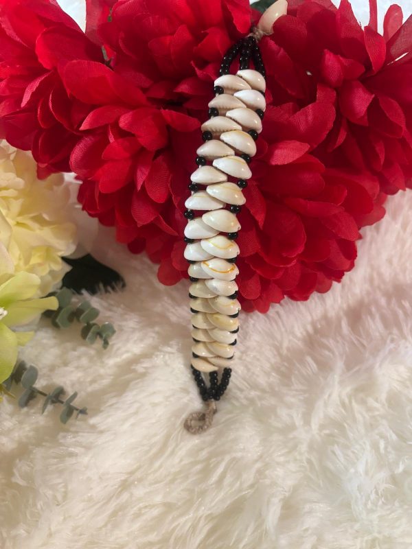 Bracelet chic et tendance en cauris (coquillage), longueur 21 cm – Image 4