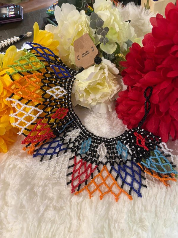 Collier Royal style Massai Multi couleurs, longueur 139cm – Image 3