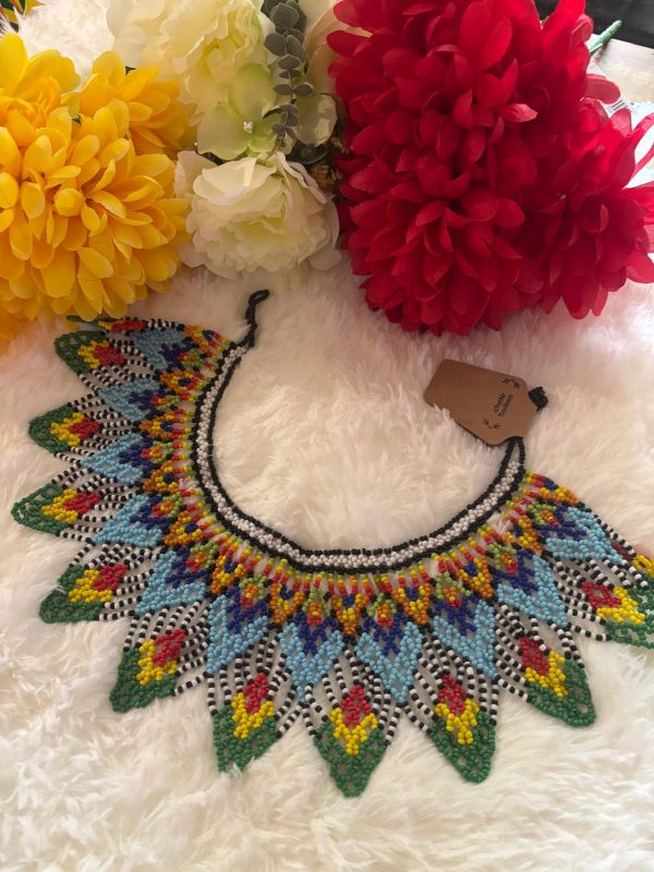 Collier Massaye multi couleurs très élégant – Image 4