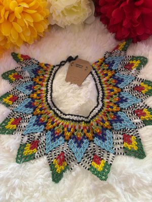Collier Massaye multi couleurs très élégant