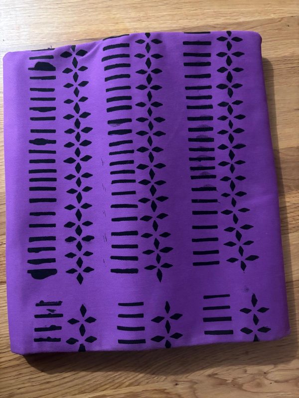 bogolan 100% en coton violet 100%. Longueur 2.45m /largeur 1.50m