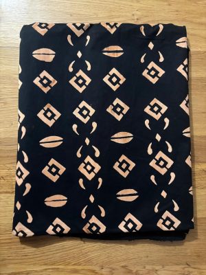 Tissu Bogolan noir marron 100% coton. Longueur 2.98m/ largeur 1.24m?